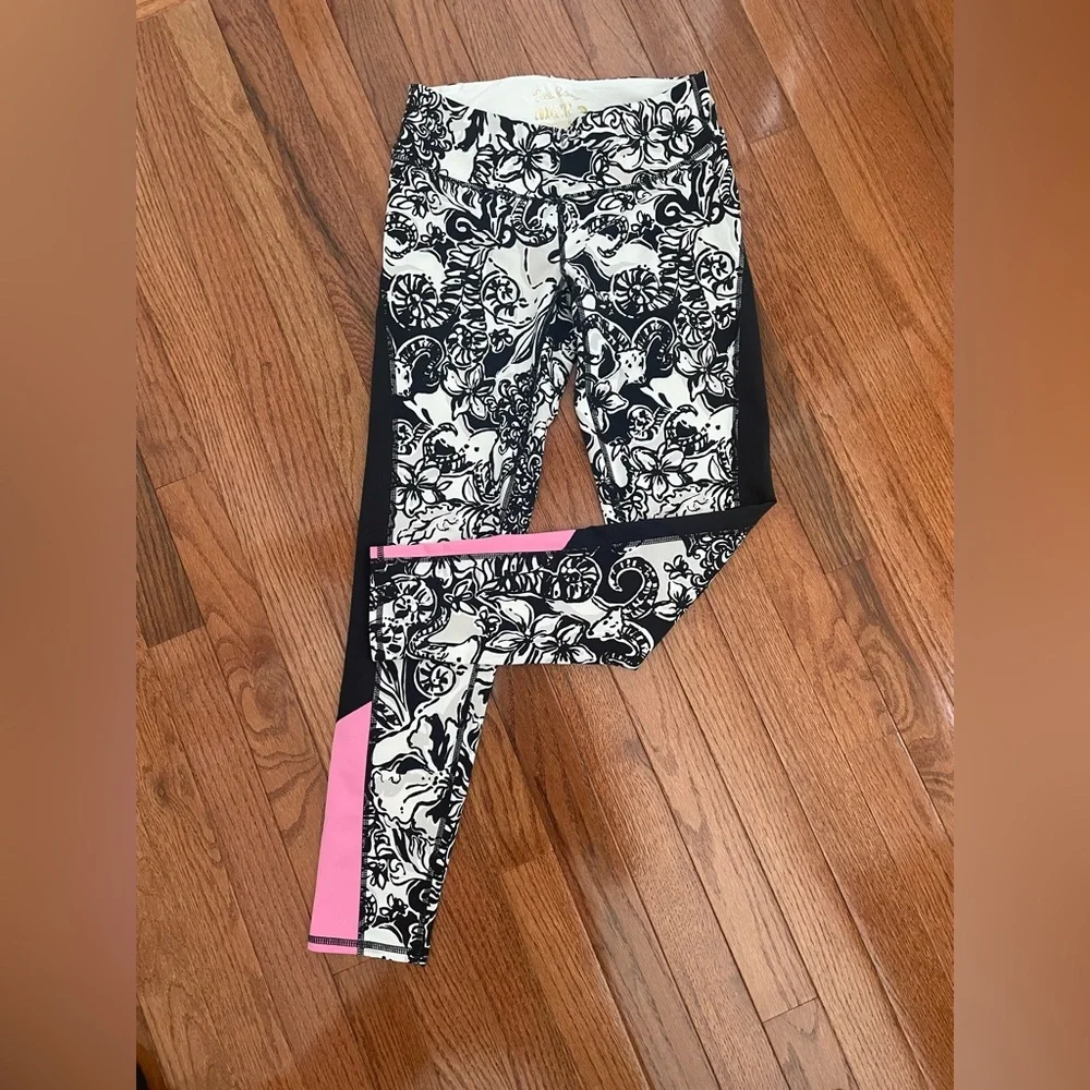 Lilly Pulitzer Luxletic Leggins - Picture 3 of 7